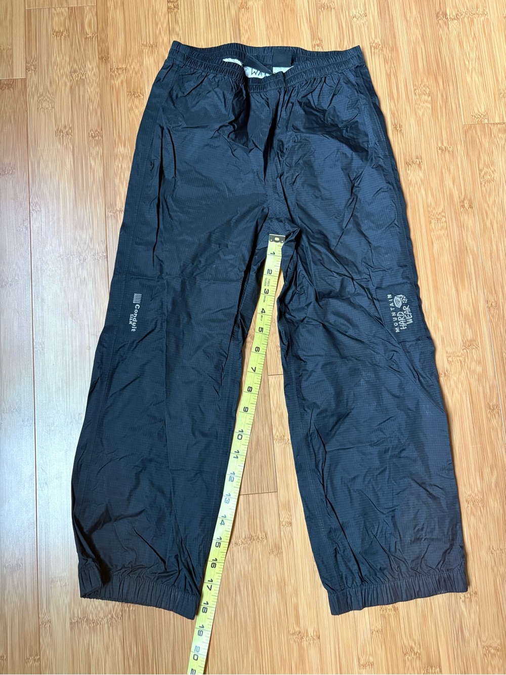 Mountain Hardware Rain Pants - youth XS